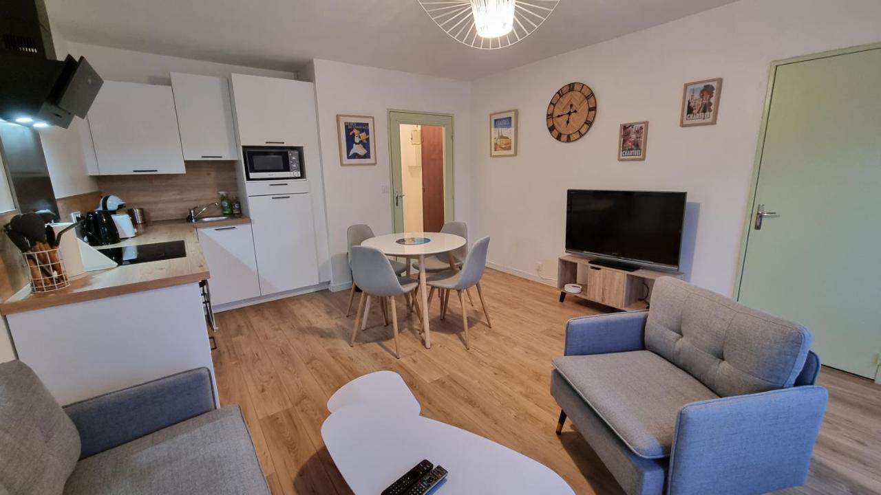 Studio Babylone - Parking & Wifi Chartres Kültér fotó